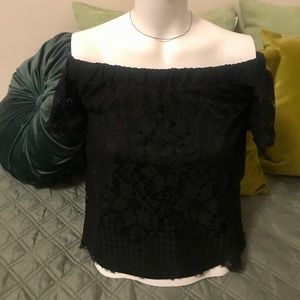 Off- The- Shoulder Top✨